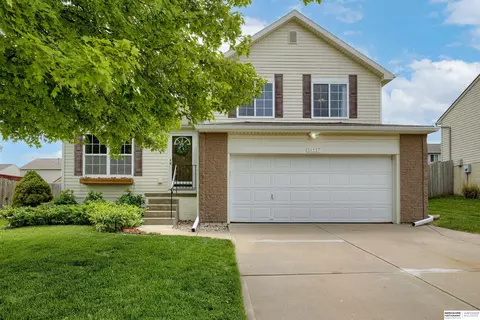 16117 Cottonwood St, Omaha, NE 68136