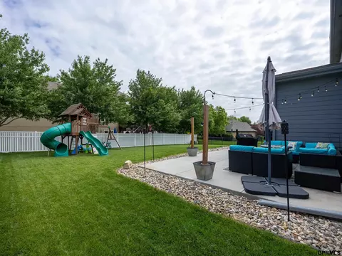 Exterior - 15218 Vane St, Bennington, NE 68007 photo 7 of 7