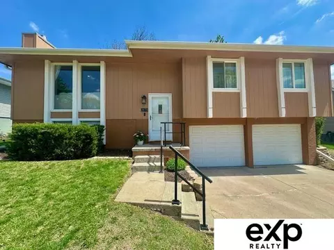 2173 N 125 Avenue Cir, Omaha, NE 68164