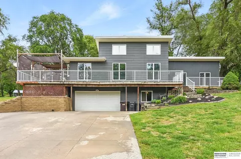 18640 Cathy Ln, Council Bluffs, IA 51503