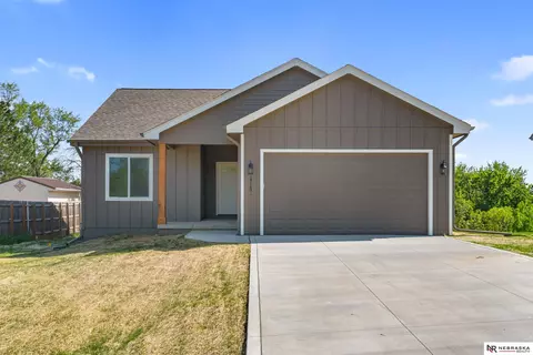 1713 M St, Tekamah, NE 68061