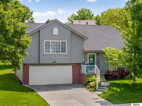 3015 N 144th Ter, Omaha, NE 68116