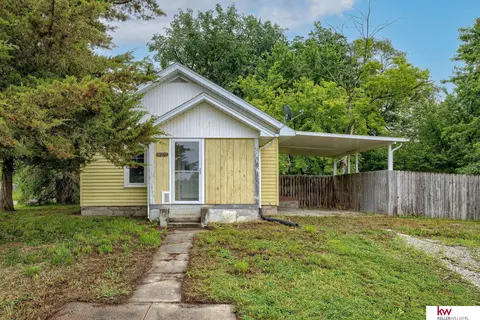 320 Morton St, Missouri Valley, IA 51555