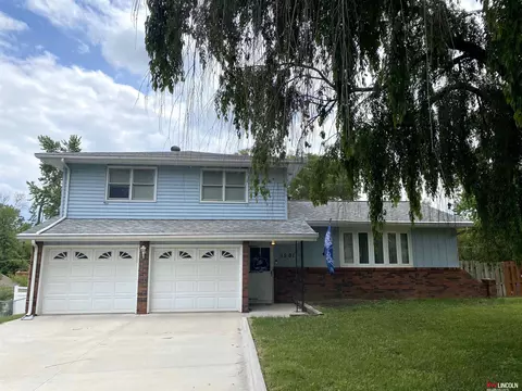 1501 Mildred Ave, Bellevue, NE 68005
