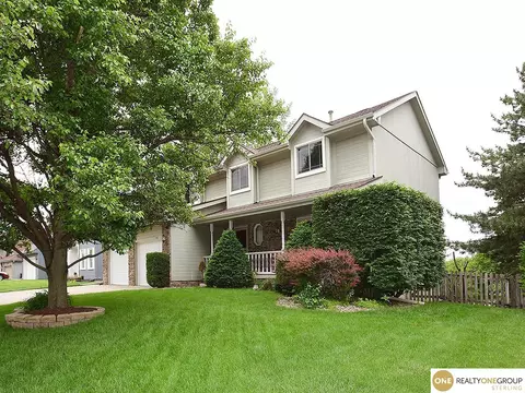 1406 N 161 St, Omaha, NE 68118