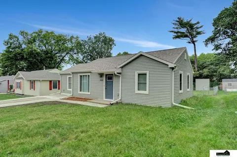 3420 Pawnee St, Lincoln, NE 68506