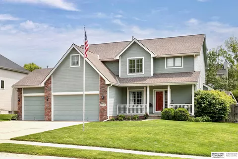 3913 N 210th St, Elkhorn, NE 68022