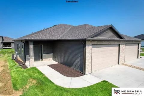 6965 Claystone Dr, Lincoln, NE 68521