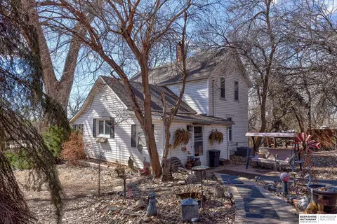 12501 Old Giles Rd, La Vista, NE 68128