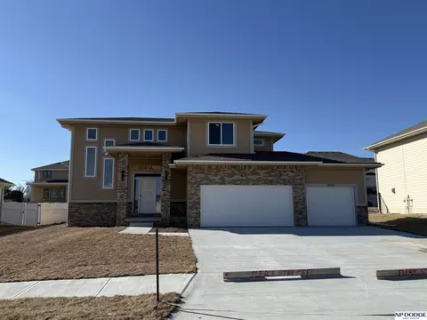 10416 S 191 St, Bennington, NE 68007