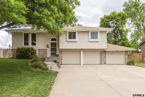 15106 Irene St, Omaha, NE 68138