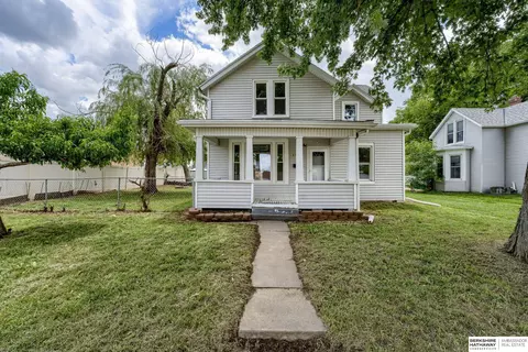 1943 Washington St, Blair, NE 68008