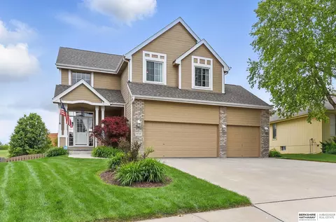 14729 Crown Point Ave, Omaha, NE 68116