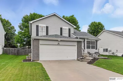 16504 Patrick Ave, Omaha, NE 68116