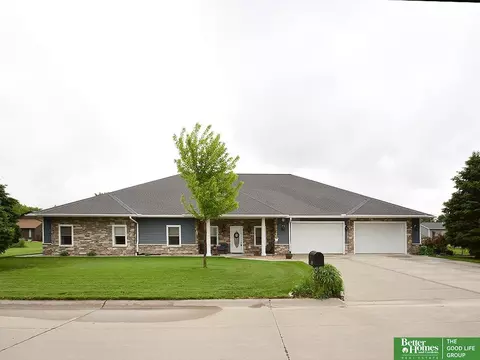 220 Taylor St, Saint Paul, NE 68873