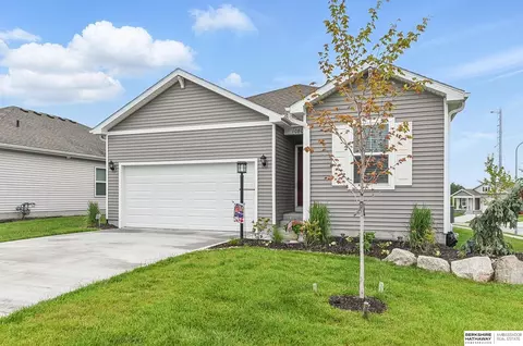 10802 S 178th St, Omaha, NE 68136
