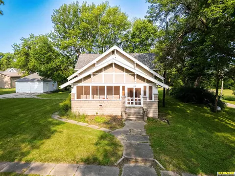 102 Eldon St, Talmage, NE 68448 photo 2