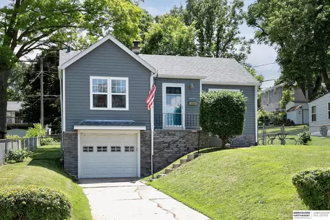 6633 Spencer St, Omaha, NE 68104