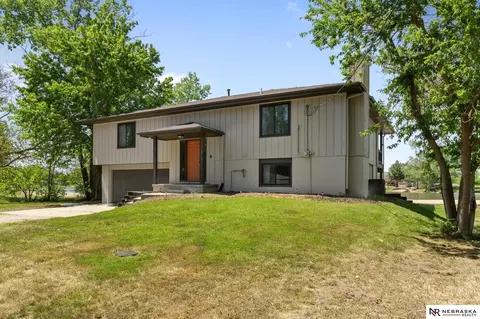 Exterior - 2076 Sunset Dr, Cedar Creek, NE 68016 photo 4 of 17