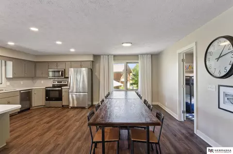 Dining - 2076 Sunset Dr, Cedar Creek, NE 68016 photo 2 of 4