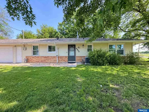 4800 W Vosler St, Lincoln, NE 68524