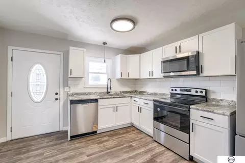 Kitchen - 1801 Elk St, Beatrice, NE 68310 photo 2 of 4