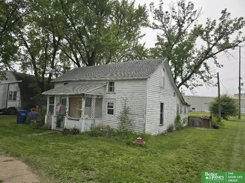 609 2nd St, Scribner, NE 68057