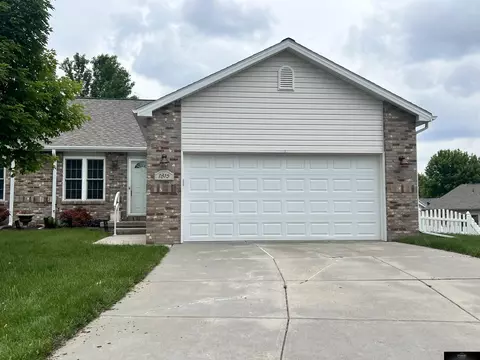 1815 Miranda Ct, Lincoln, NE 68512