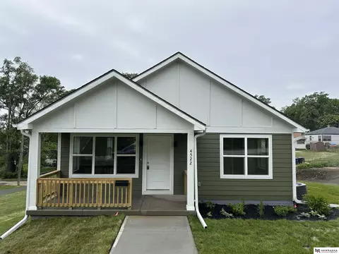 4522 N 40 St, Omaha, NE 68111 photo 2