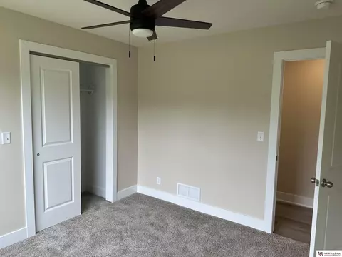 4522 N 40 St, Omaha, NE 68111 photo 13