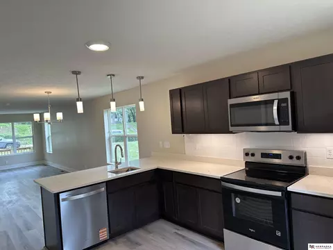 4522 N 40 St, Omaha, NE 68111 photo 5