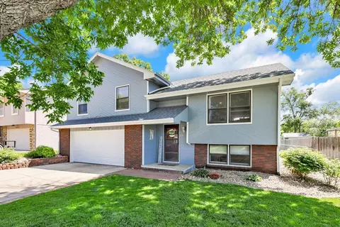 2417 N 112 St, Omaha, NE 68164