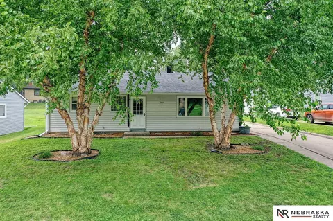 3901 Dunn Ave, Lincoln, NE 68502