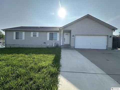 4050 Morgan St, Lincoln, NE 68521