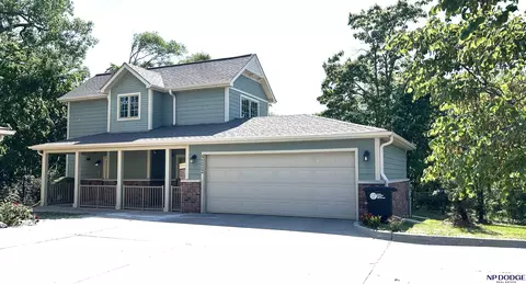 4222 Lake St, Omaha, NE 68111