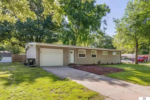 500 N 70th St, Lincoln, NE 68505