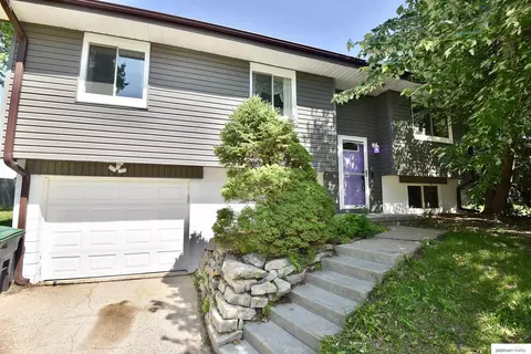 3913 N 212 St, Elkhorn, NE 68022