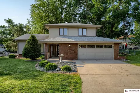 2223 S 161st Cir, Omaha, NE 68130