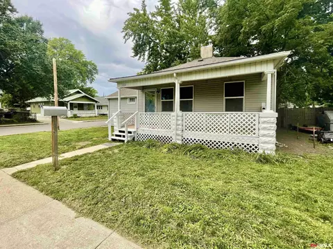 1402 Rose St, Lincoln, NE 68502