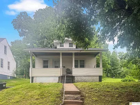 4525 N 41 St, Omaha, NE 68111