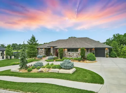 4825 S 236th Cir, Omaha, NE 68022