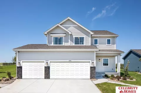 8102 S 200 St, Gretna, NE 68028