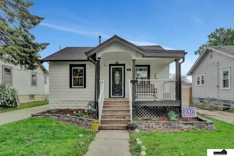 1336 Chautauqua Ave, Lincoln, NE 68510