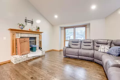 600 N 6th St, Springfield, NE 68059 photo 4