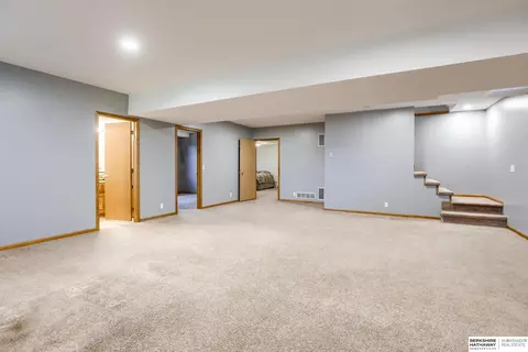 600 N 6th St, Springfield, NE 68059 photo 29