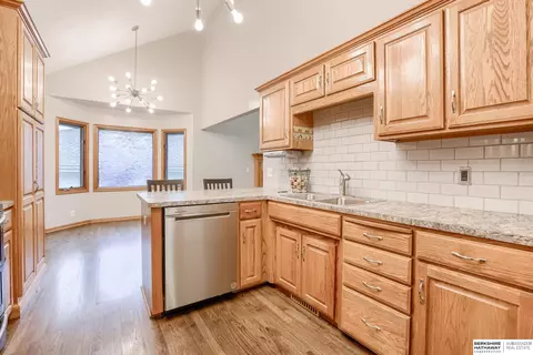 600 N 6th St, Springfield, NE 68059 photo 10