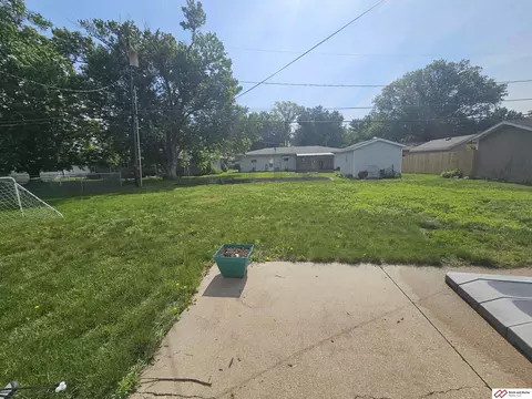 Exterior - 1720 N 17th St, Beatrice, NE 68310 photo 1 of 2