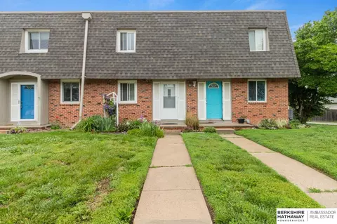 3804 Gayle Ave, Bellevue, NE 68123