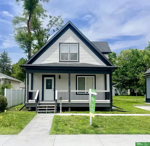 2864 Spaulding St, Omaha, NE 68111