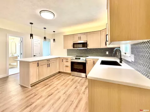Kitchen - 1907 Monroe St, Beatrice, NE 68310 photo 4 of 5